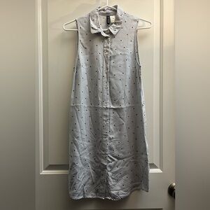 Sleeveless dress